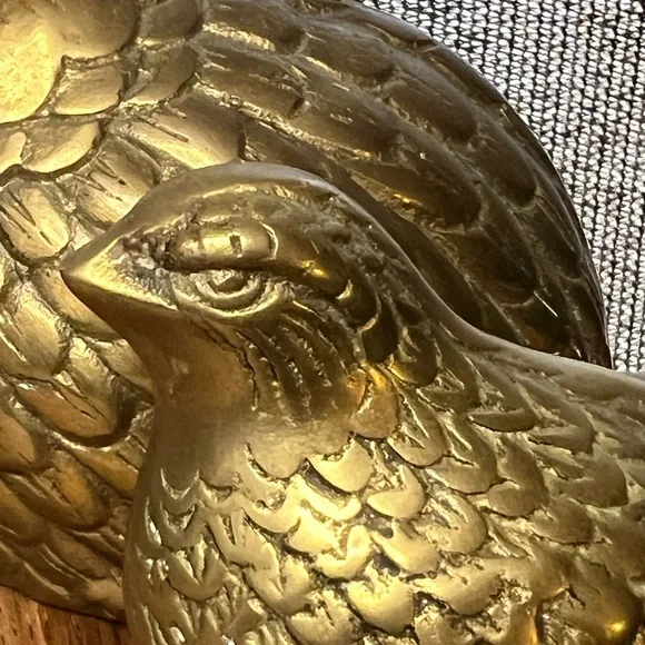 Pair of Vintage Genuine Brass Quails/Mother-Baby Brass Birds~ Mid Century Birds - Picture 5 of 13